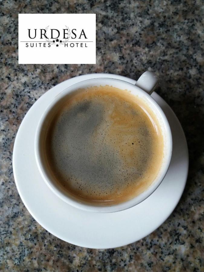 Urdesa Suites Hotel グアヤキル エクステリア 写真